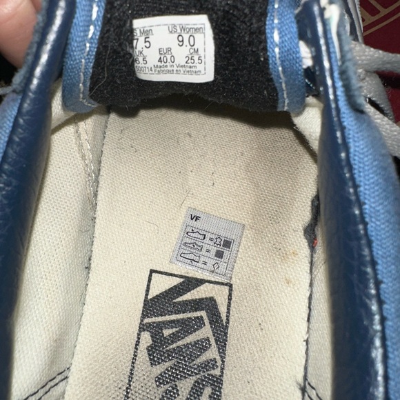 Vans Men's Black and Gray Sneakers - Picture 2 of 6